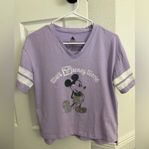 Disney Women’s Small Light Purple V-neck T-shirt
